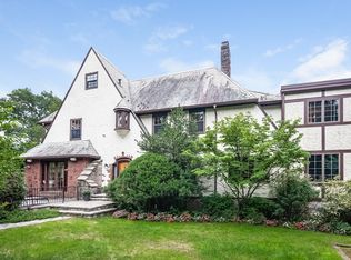 41 Trenor Dr, New Rochelle, NY 10804