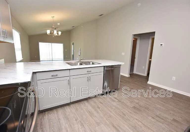 372 Cascara Ln — Photo 6