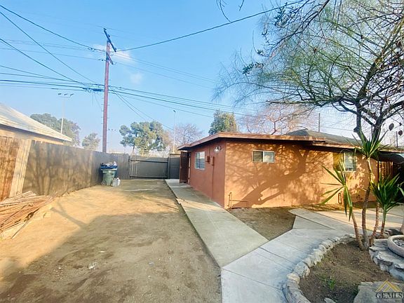 3rd image of 1516 1/2 El Toro Dr
