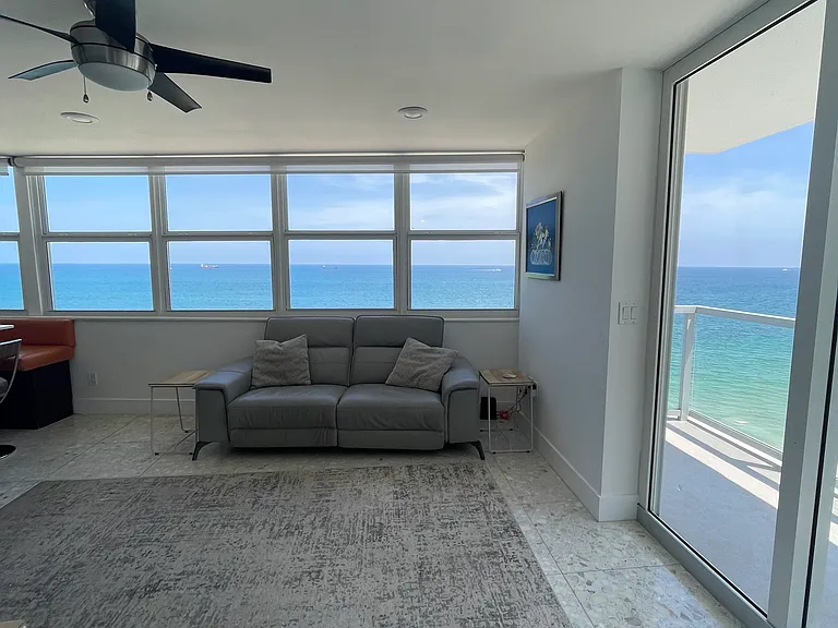 209 N Fort Lauderdale Beach Blvd #12 — Photo 9