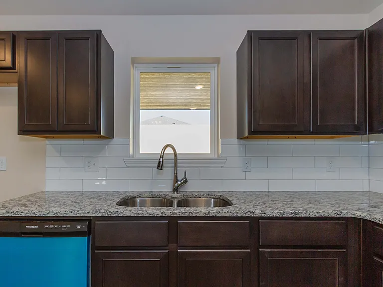 7514 Beck Dr — Photo 8