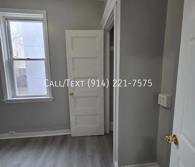 18 Seymour St #2R — Photo 8