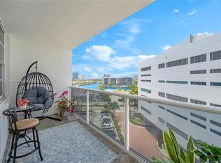3725 S Ocean Dr APT 1015, Hollywood, FL 33019