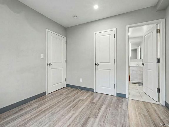 5th image of 3417 103rd Street #103+P6