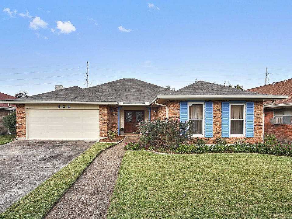 1st image of 804 Saint Julien Dr