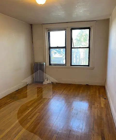 335-A Harvard St #7 — Photo 5