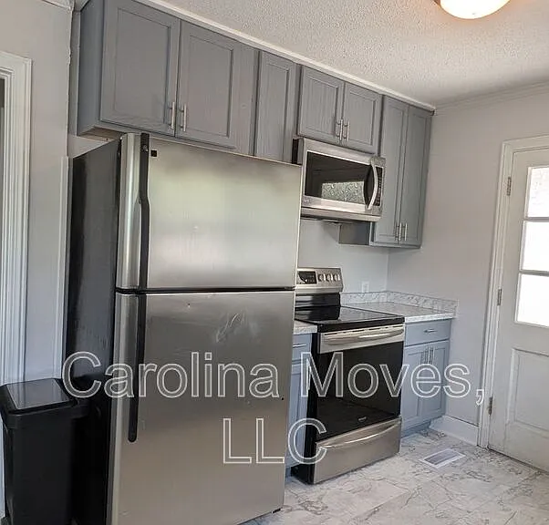 32 Kay Dr — Photo 9