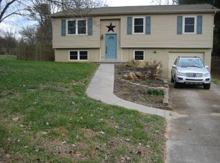 618 Arlington Dr, Knoxville, TN 37934
