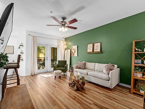 2nd image of 2010 E PALM AVENUE #14317