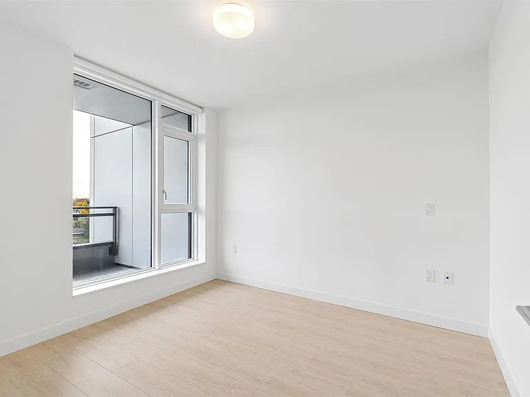 13675 107a Ave #1001 — Photo 6