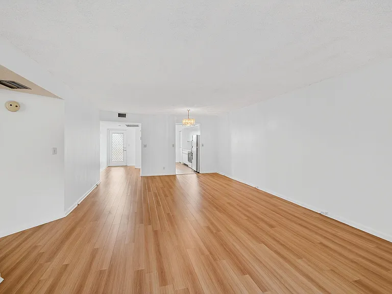 1501 Cayman Way #1501C4 — Photo 29