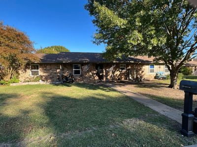 750 W Jefferson St, Van Alstyne, TX, 75495