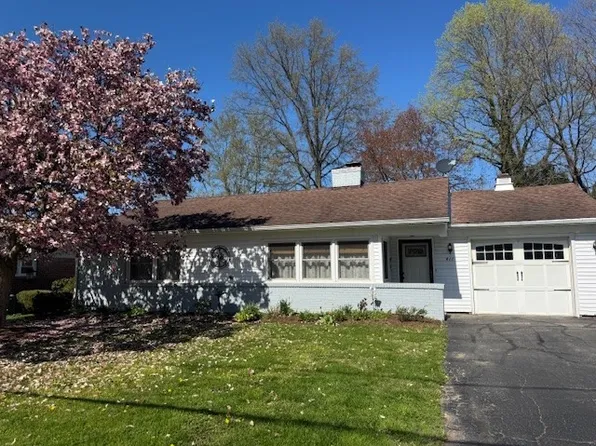 411 Lowry Rd, Erie, PA 16511