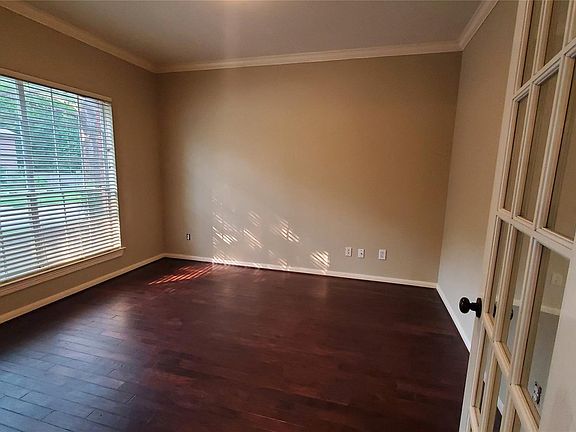 4th image of 5006 Fern Garden Ct