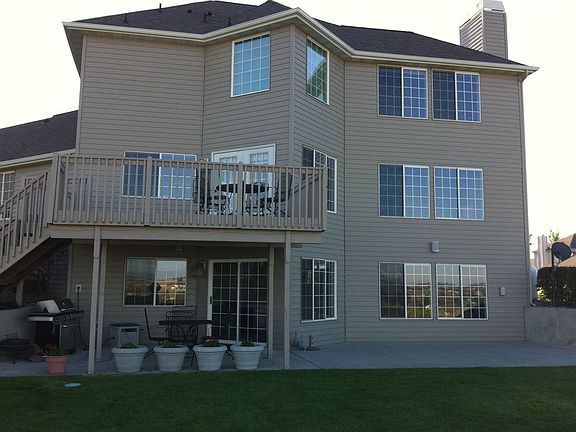 Rear Faces West VIEW!