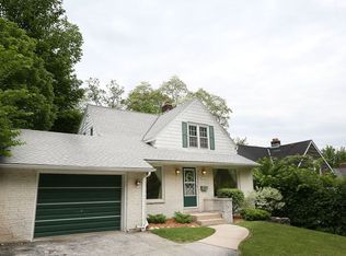 1414 N 70th St, Wauwatosa, WI 53213