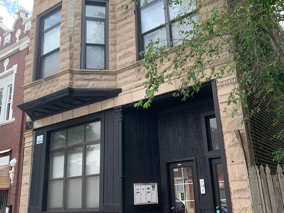 1st image of 2338 S Leavitt St #1R