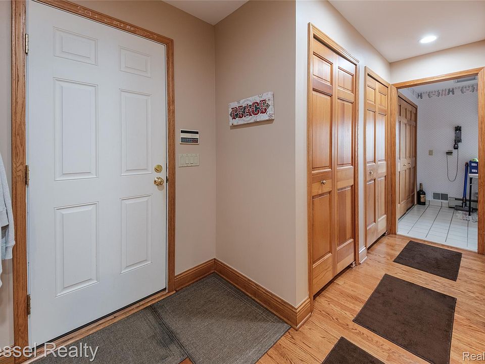 9961 Dolan Rd, photo 29