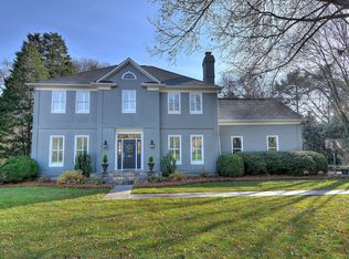 3105 Foxridge Rd, Charlotte, NC 28226