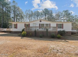 185 Roping Ln, Cameron, NC 28326