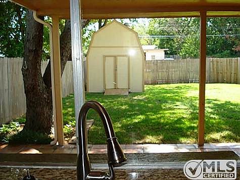 5th image of 1126 Southwestern Dr