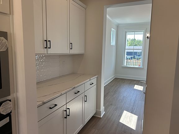 4th image of 877 Rockwell Dr Lot 913