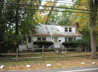 147 N Passaic Ave, Chatham, NJ 07928
