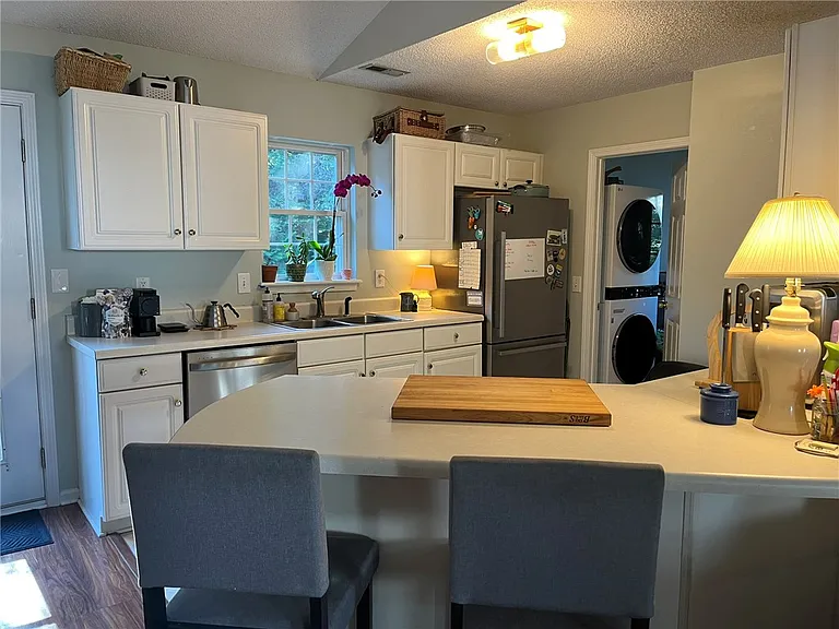 116 Arbors Ct — Photo 6