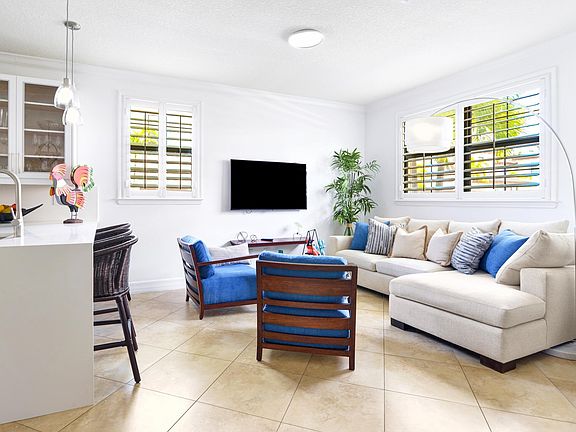 2nd image of 861 S Ocean Boulevard
