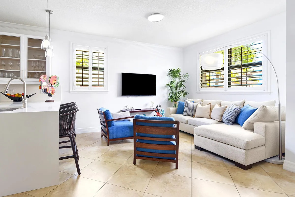 Building Photo - 861 S Ocean Blvd