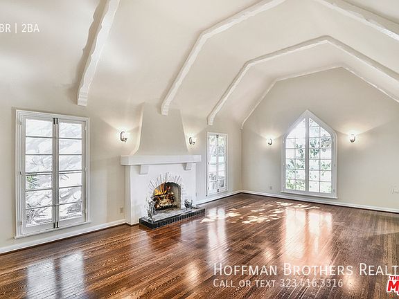 2nd image of 302 N Mansfield Ave #1