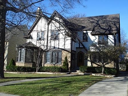 4th image of 1606 E Cumberland Blvd