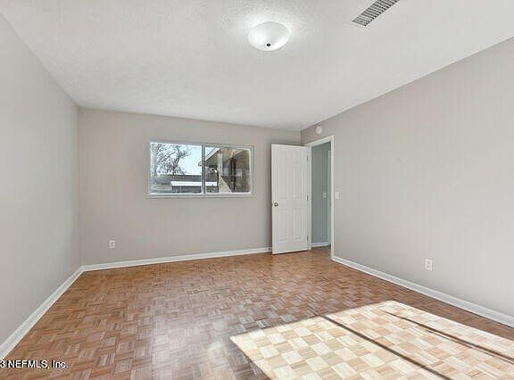 3rd image of 2702 Marquois Dr