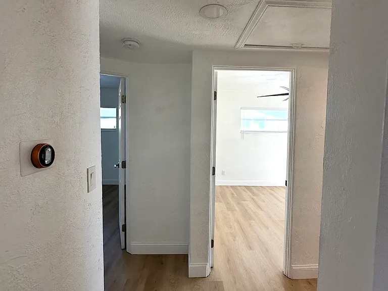 550 Northmoor Ave N #C — Photo 8