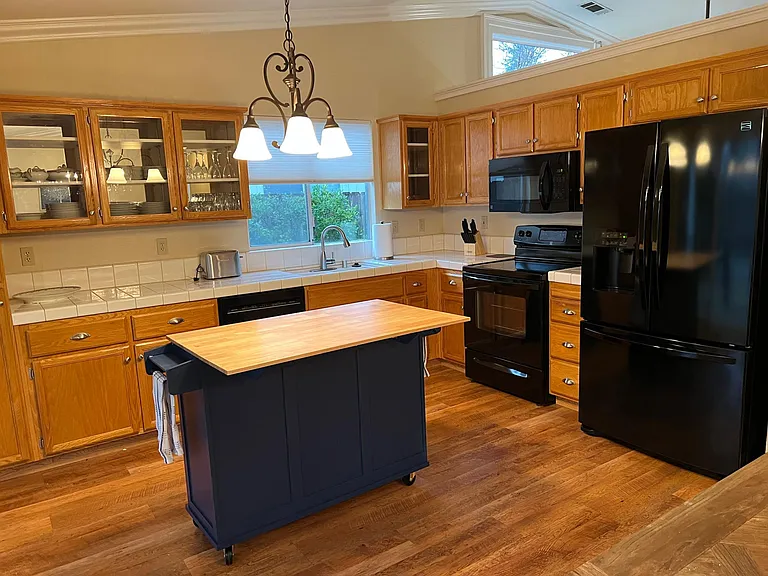 1404 Grouse Dr — Photo 9