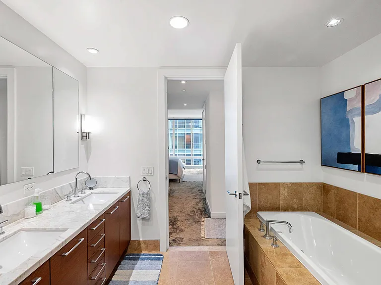 301 Mission St #27B — Photo 23