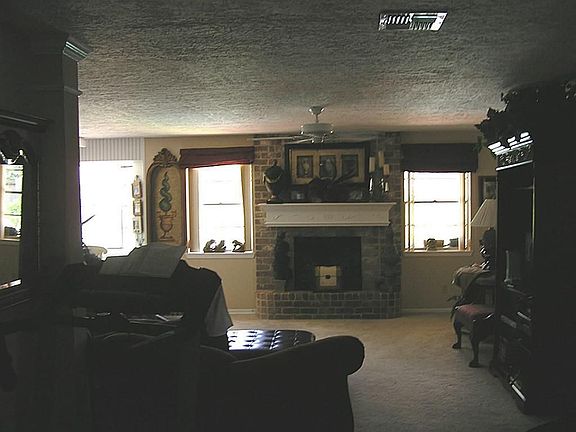 4th image of 11715 Kenzie Ct
