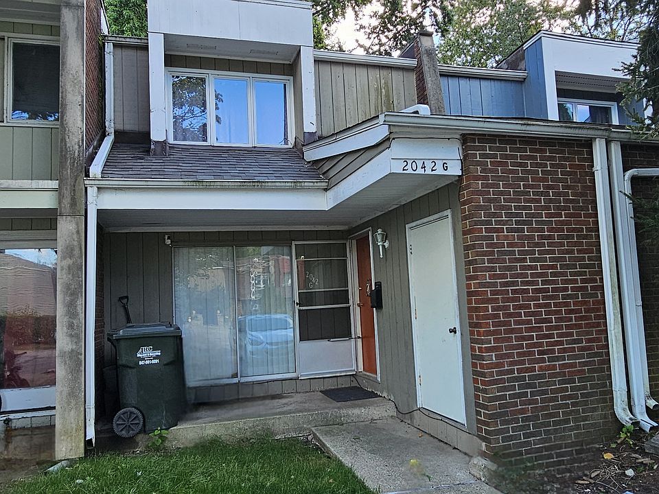 1st image of 2042 Berkshire Cir