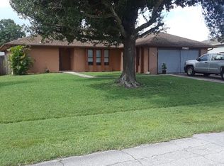 1042 SE Seagrass Ave, Port Saint Lucie, FL 34983