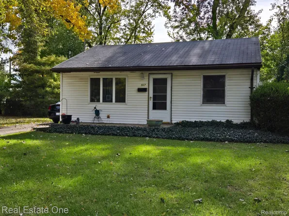 937 W University Ave, Madison Heights, MI 48071