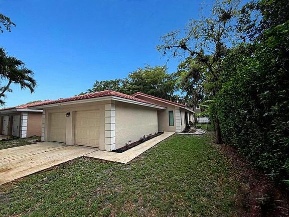 2nd image of 1512 NW 93rd Terrace