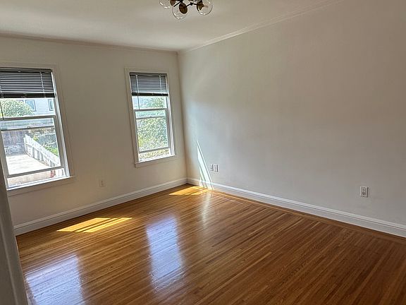 5th image of 1951 21st Ave