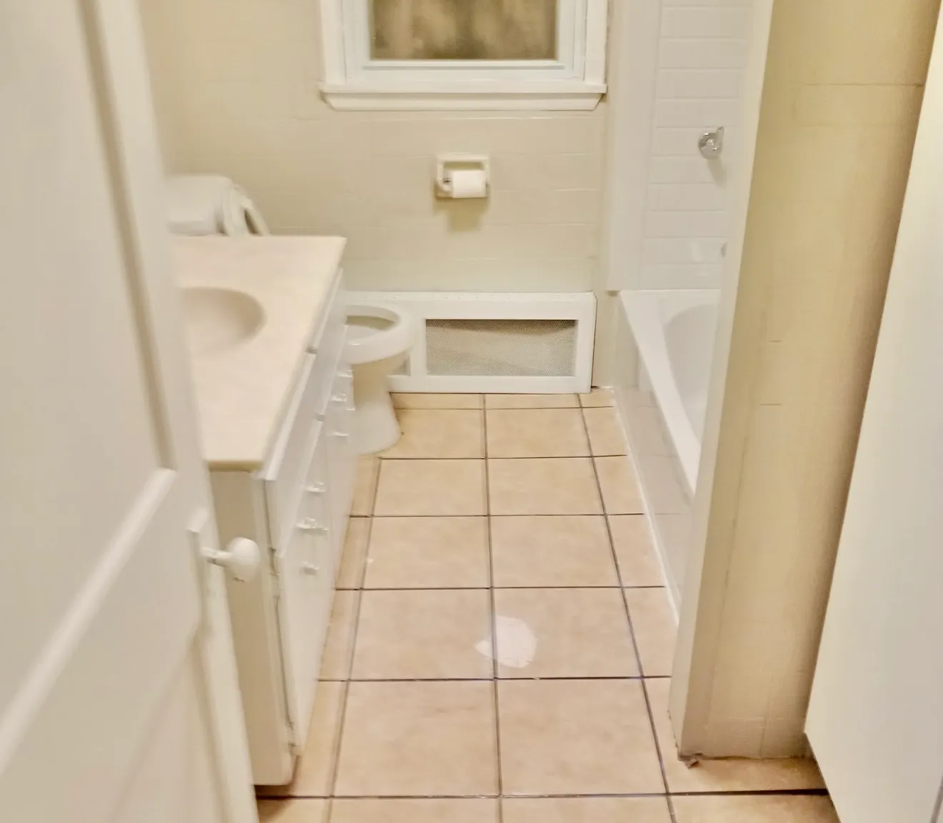 278 Derby St — Photo 3