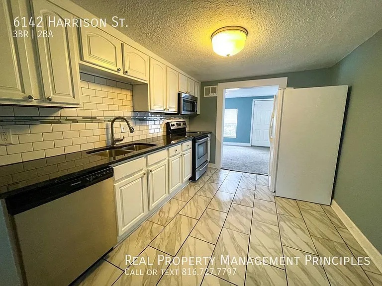 6142 Harrison St — Photo 6