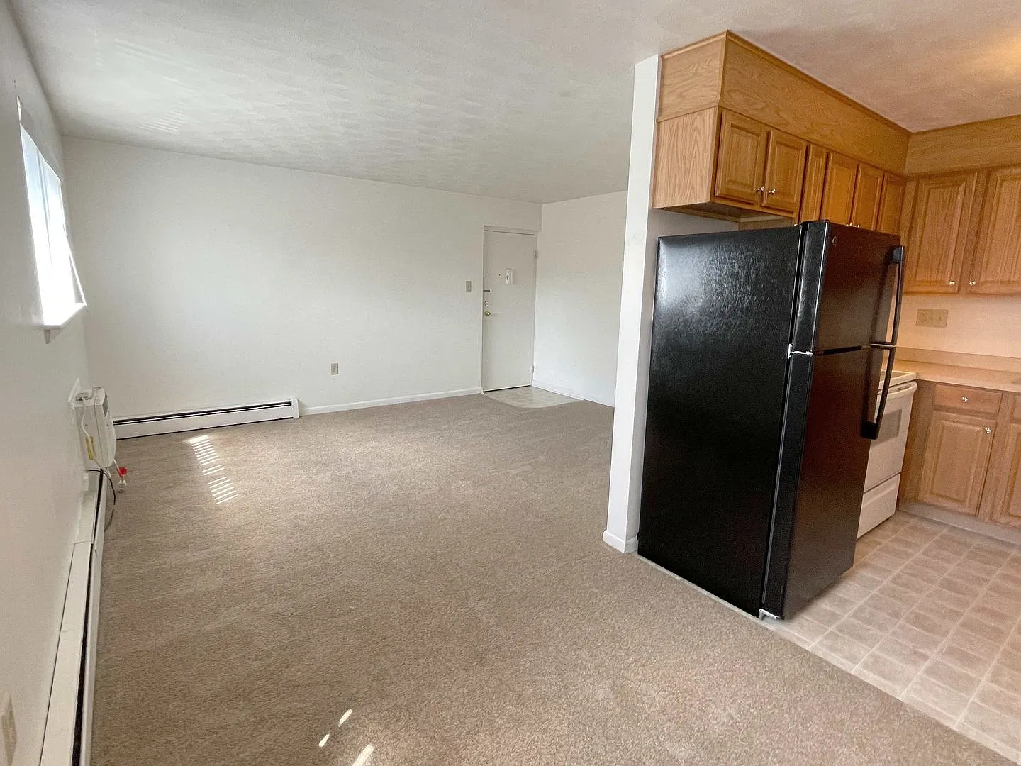 7 Carolyn St — Photo 3