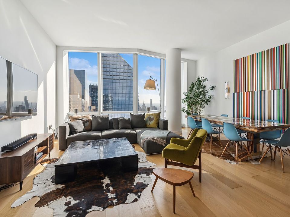 1st image of 15 Hudson Yards #74F