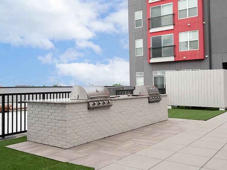 Liberty Center Apartments — Photo 56