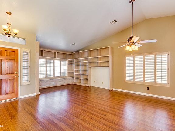 4th image of 17723 N 84th Dr