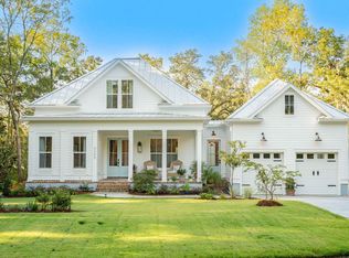 5205 Oak Cove Ln, Hollywood, SC 29449