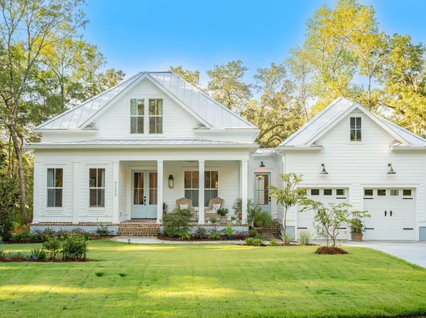 5205 Oak Cove Ln, Hollywood, SC 29449